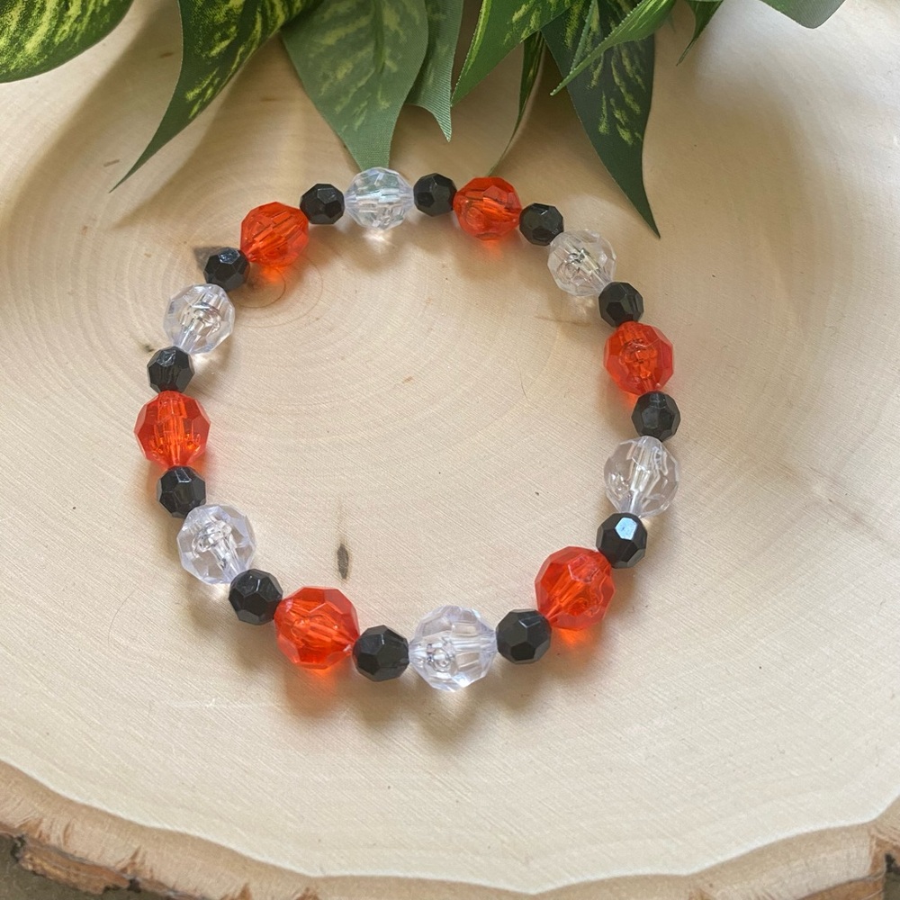 Halloween Themed Crystal Beaded Bracelet Size 8 1/2